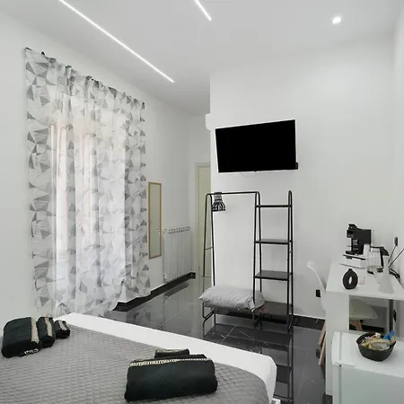 Black And White Bed & Breakfast