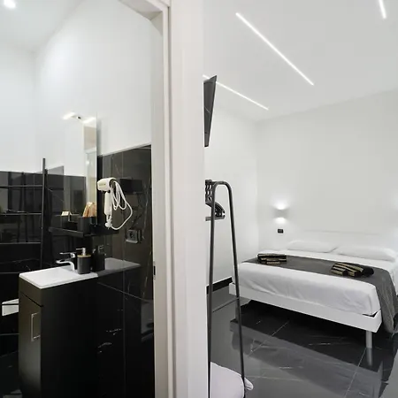 Black And White Bed & Breakfast